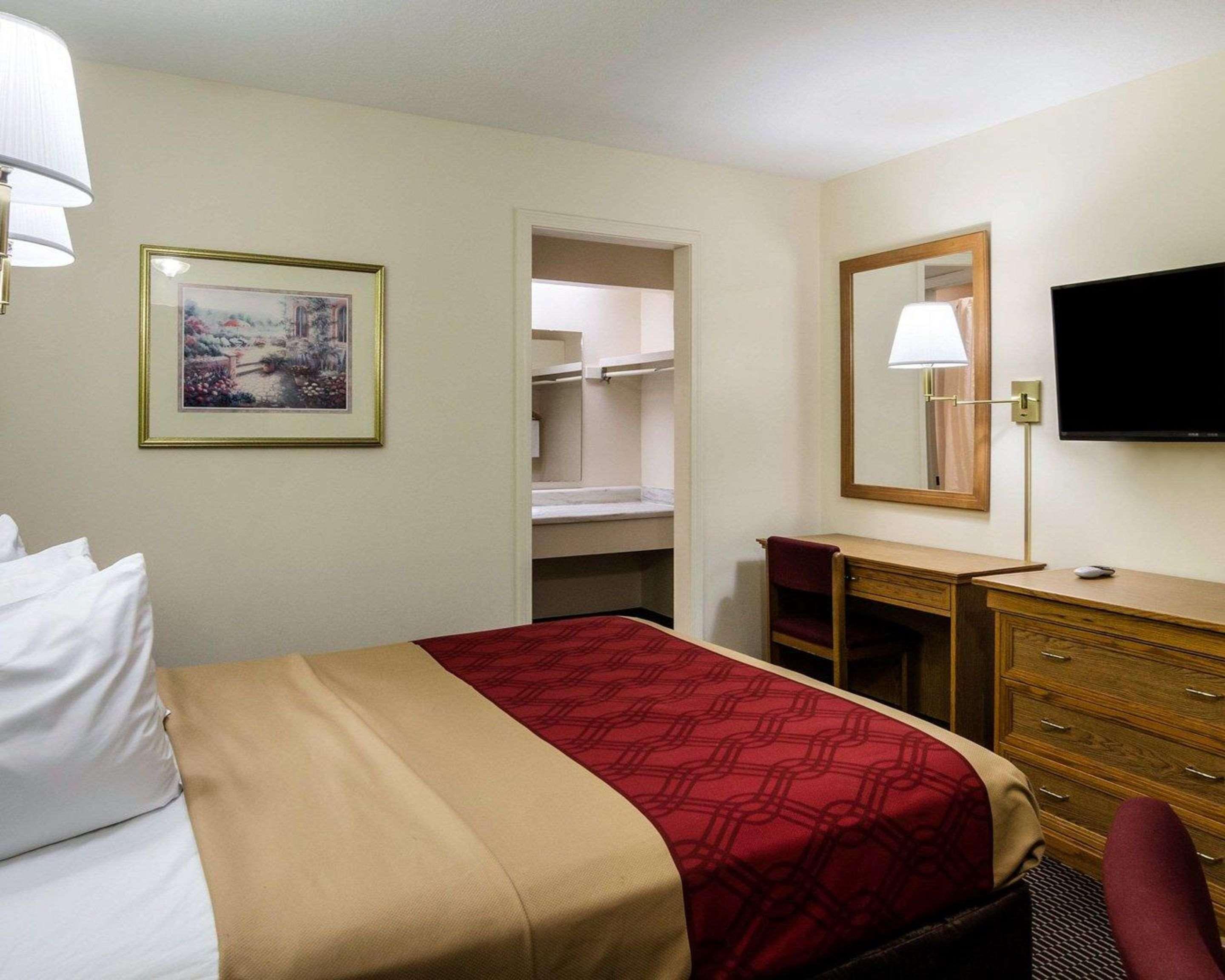 Econo Lodge University Lawrence Kültér fotó